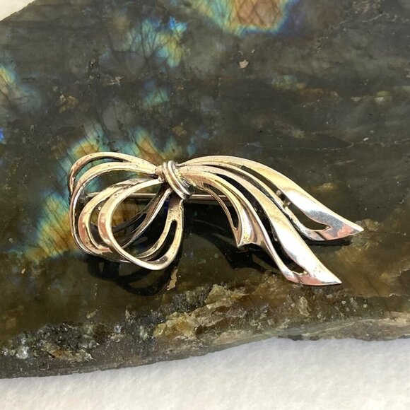 Vintage BEAU Sterling Silver 925 Ribbon Bow Brooch Pin Vintage Brooch - Picture 15 of 16